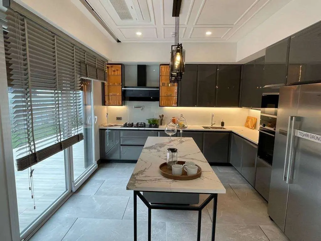 Modern kitchen